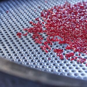 Masterbatches funcionales altamente concentrados para PET, r-PET, PET-G, PLA y otros